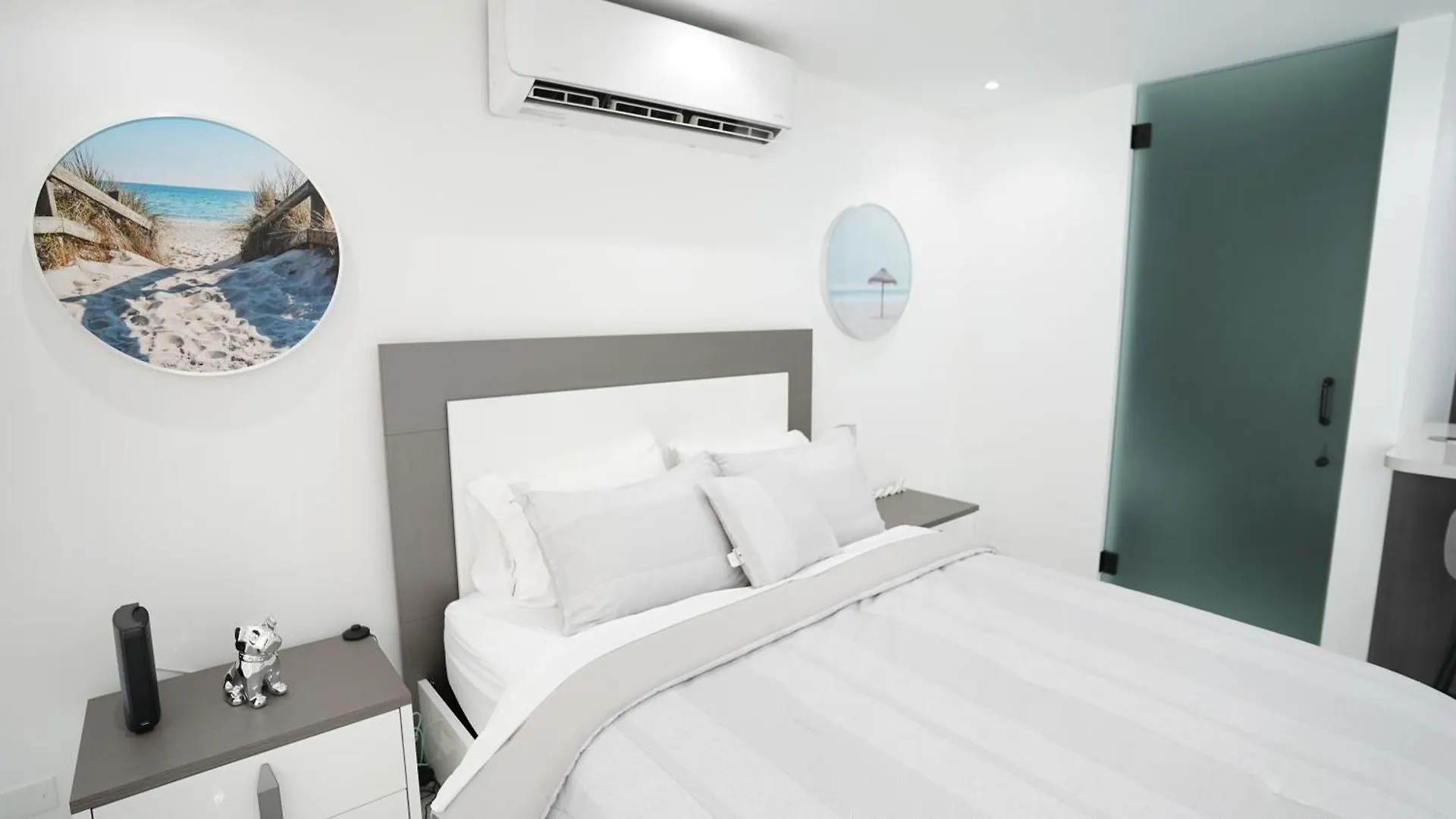 Ocean Front Coral Luxury Apartment San Juan