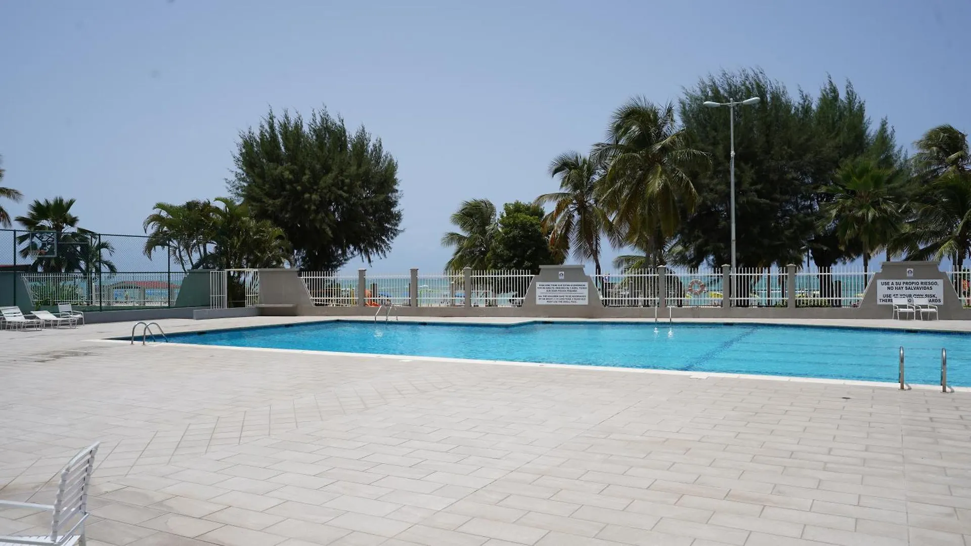 Ocean Front Coral Luxury Apartment San Juan 0*,